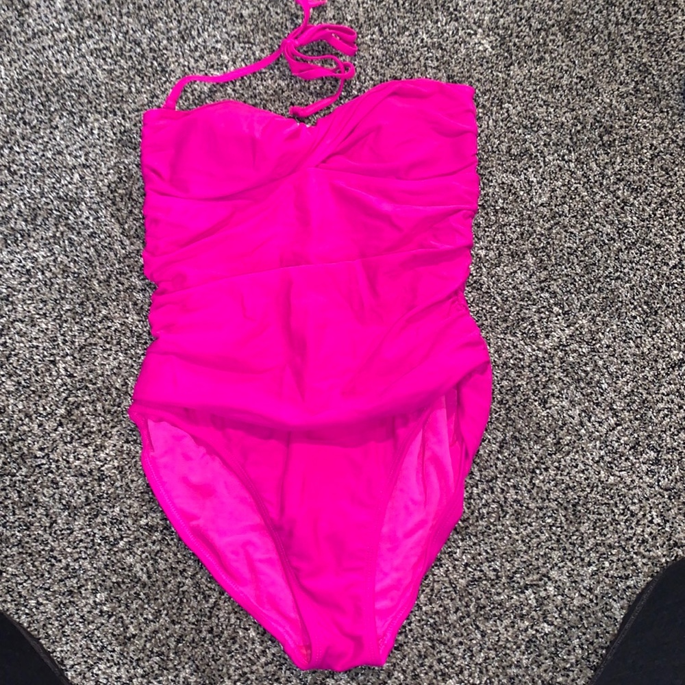 Old navy one piece bathing suit
